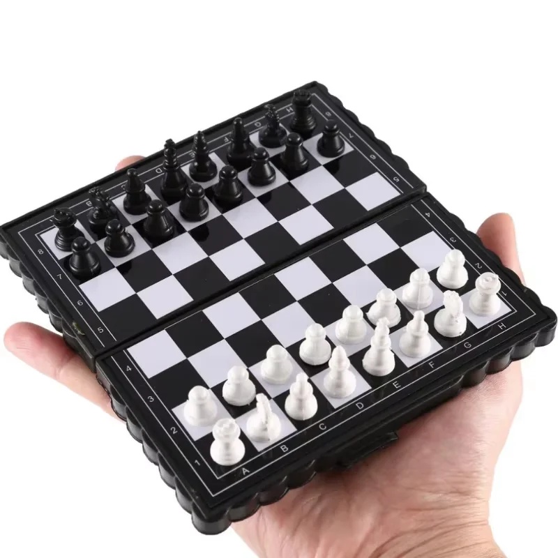 Board Game Quacks - Set Catur Magnetik Mini Papan Catur