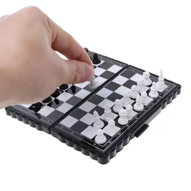Set Catur Magnetik Mini Papan  - Board Game Quacks ulasan dan harga